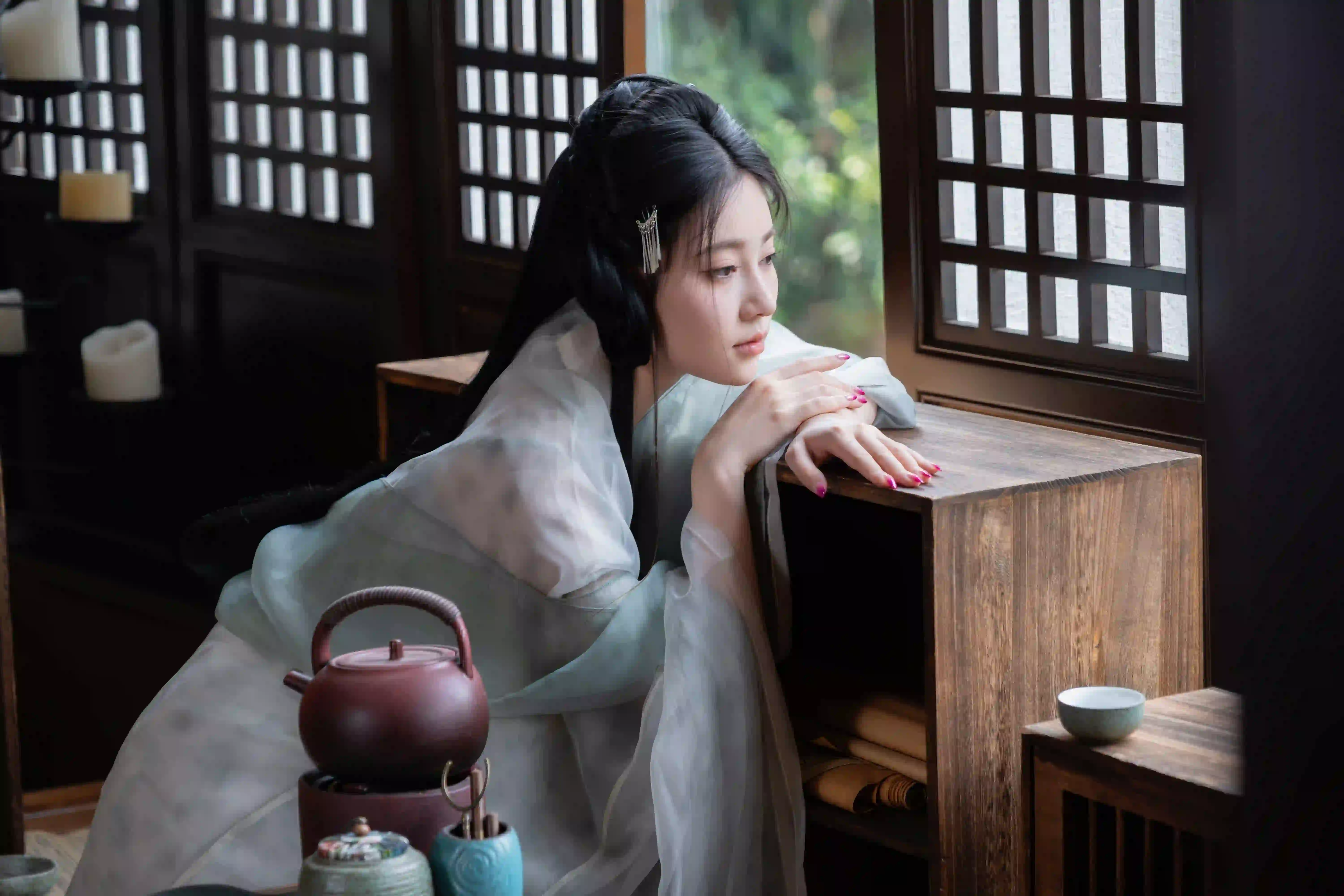 优雅 古风汉服美女 性感美女 古风穿搭 居家 古风建筑