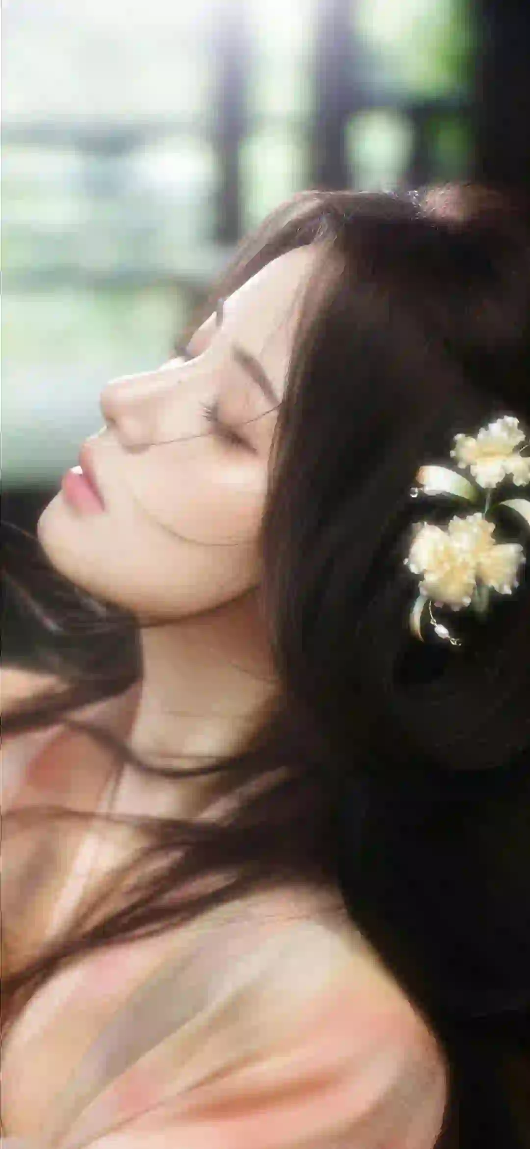 古风汉服美女 唯美 闭眼 花