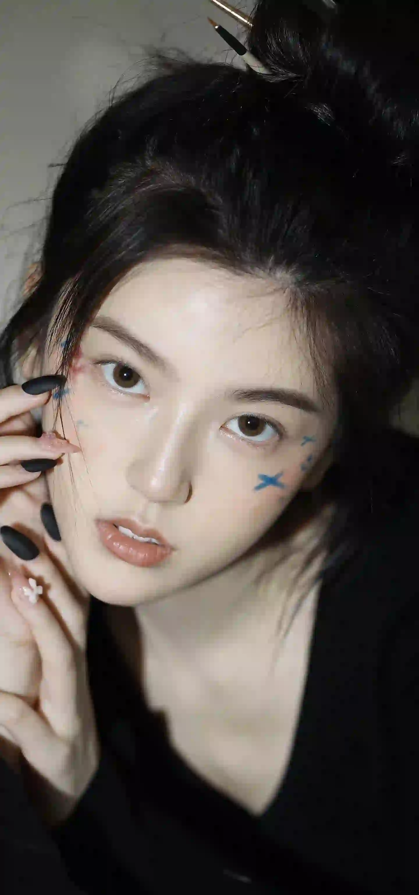 艺术彩妆 长发清纯美女 居家写真 