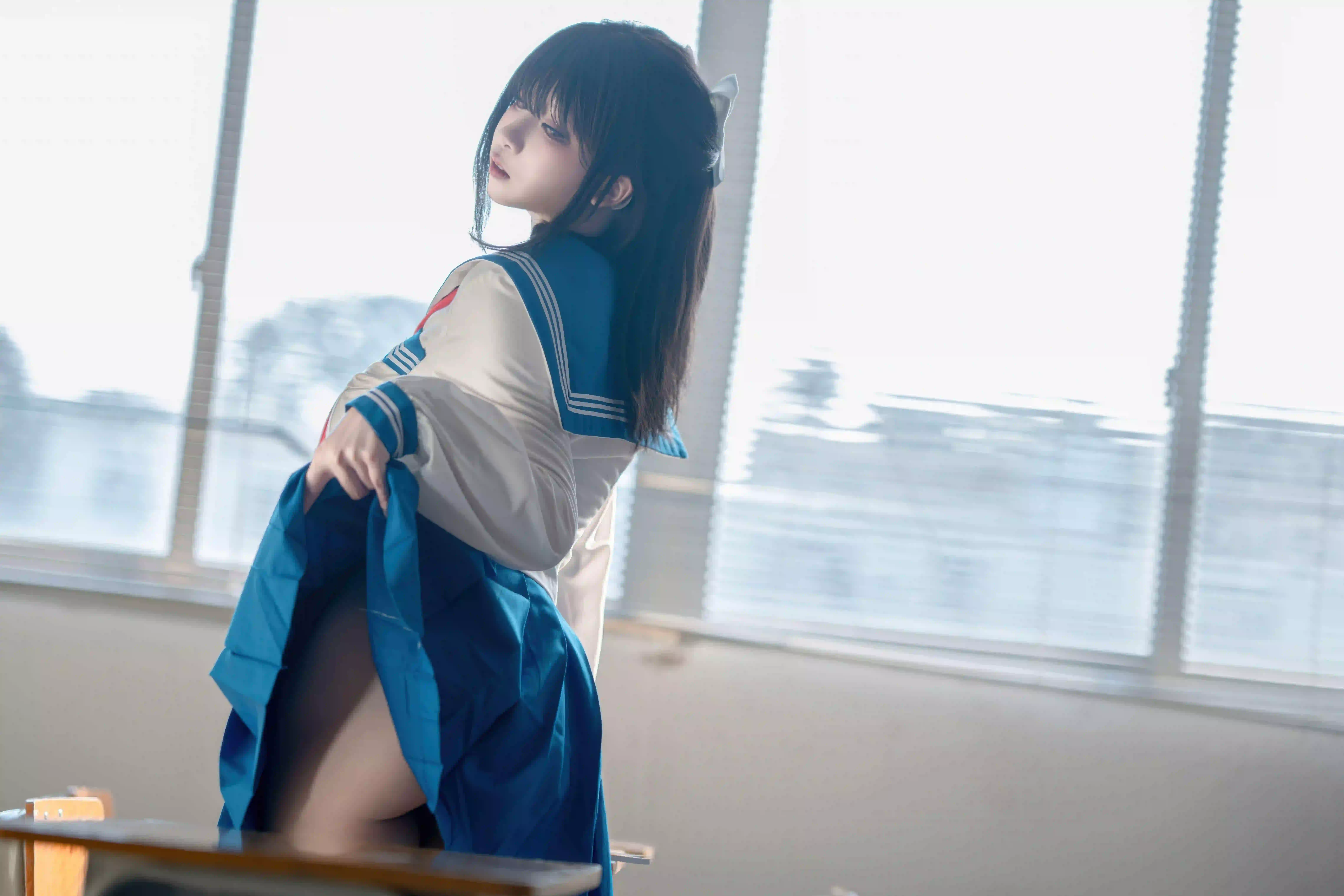 长发性感美女 白色丝袜 兔耳朵 jk穿搭 蓝色校服