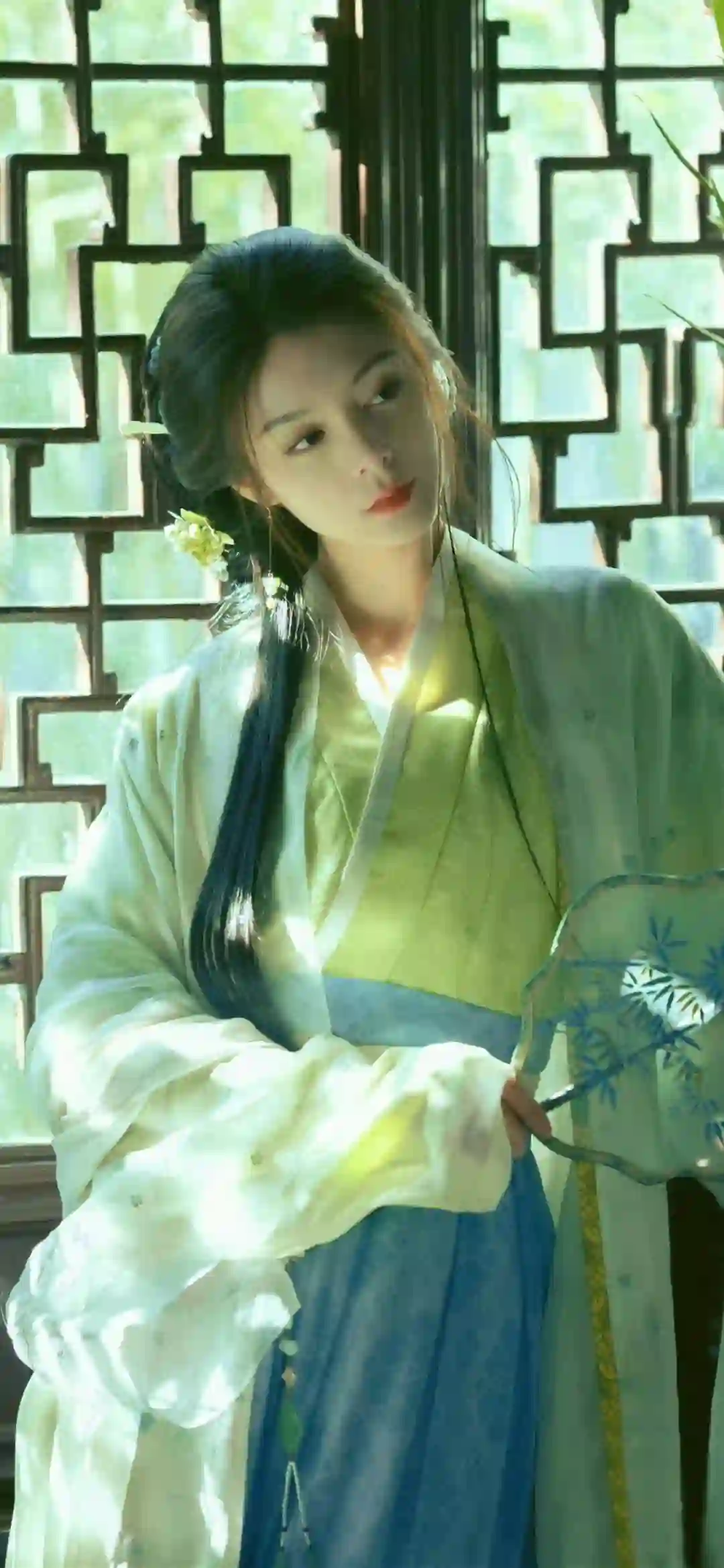 汉服古风美女 绿色 清纯美女 居家写真