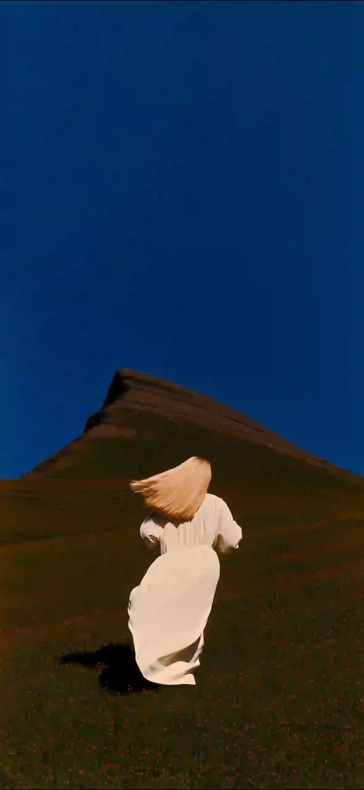 艺术 背影 户外 山