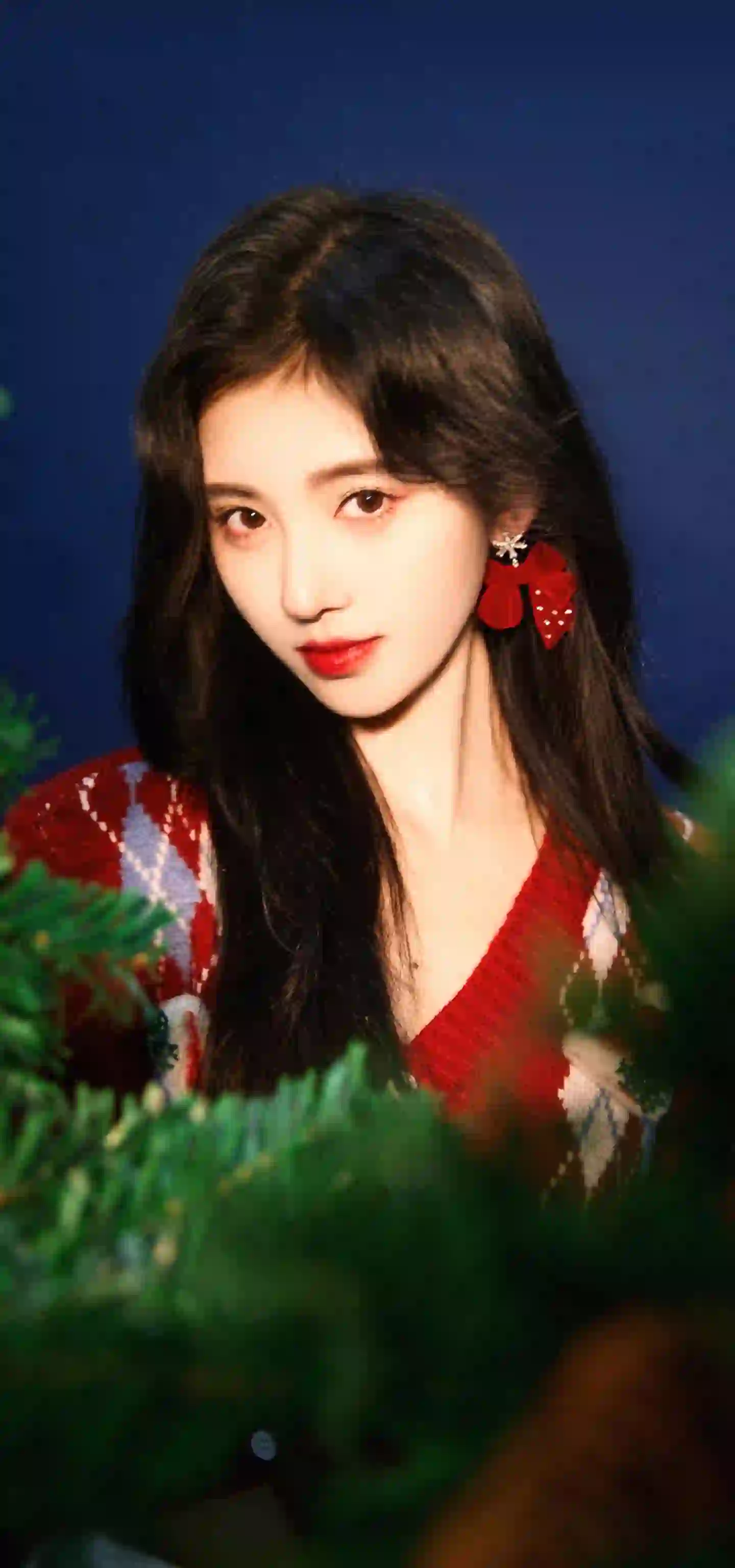 鞠婧祎 红色衣服 红色耳坠