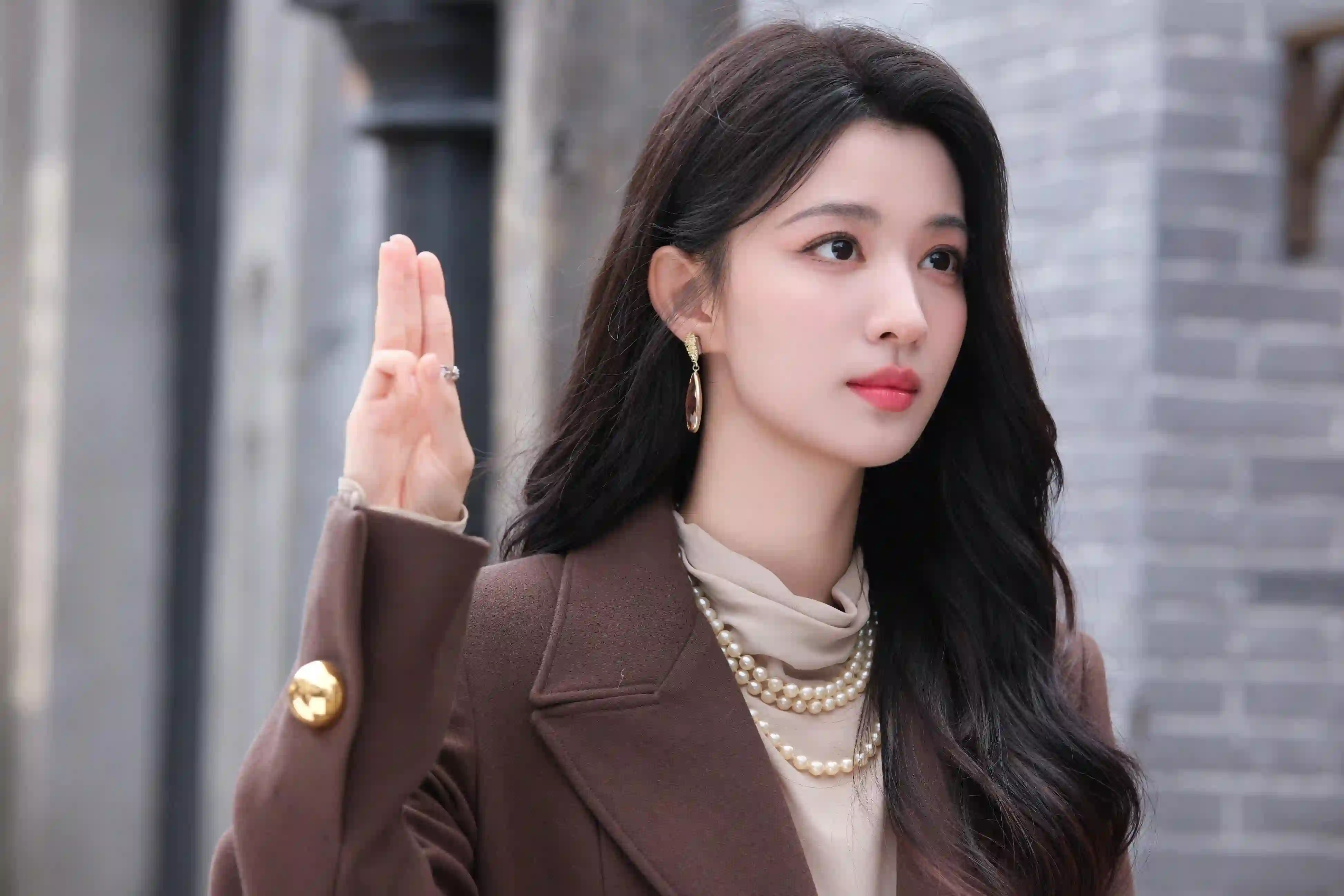 长发高清美女王楚然 西装 个性
