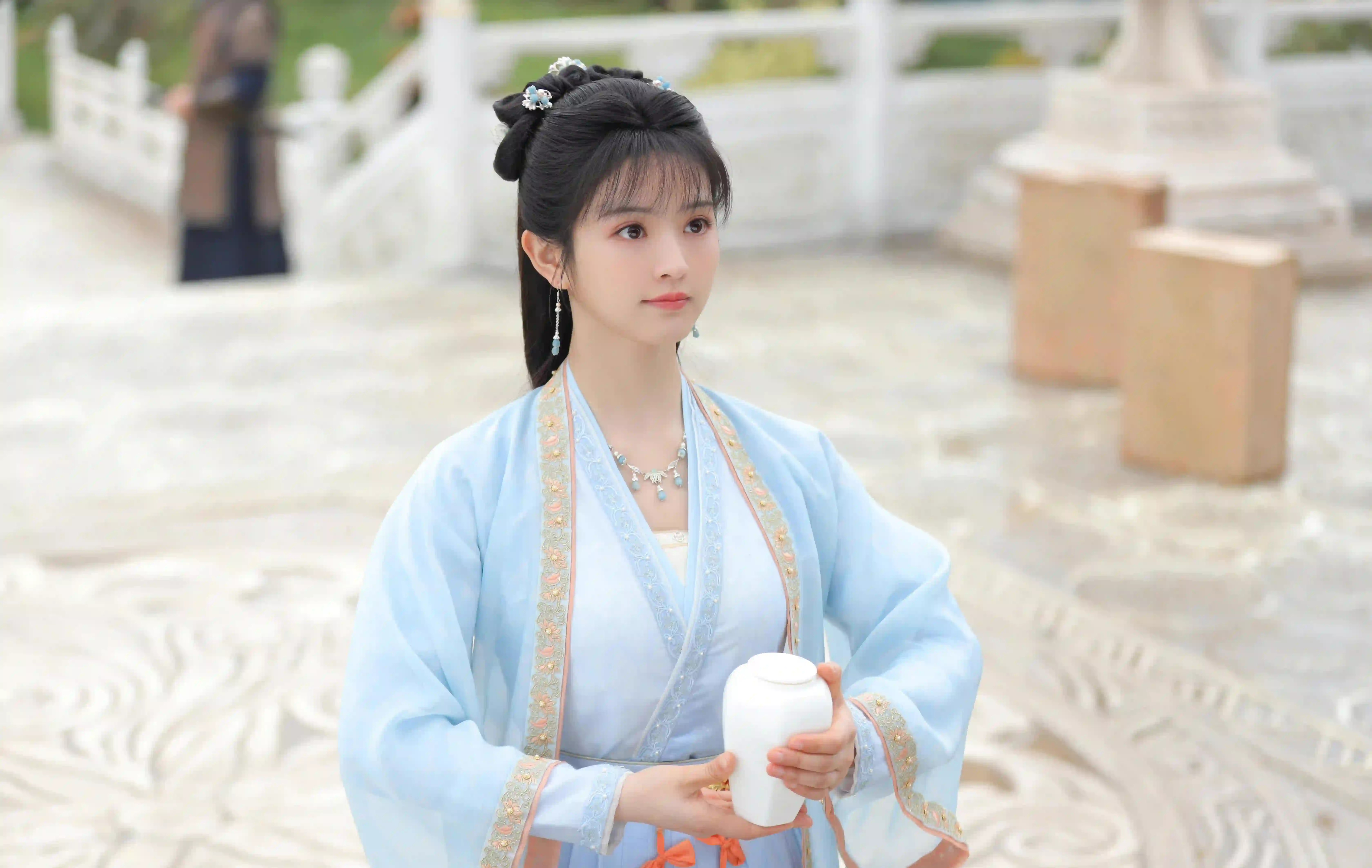 卿卿日常 田曦薇 古风汉服美女 蓝色汉服