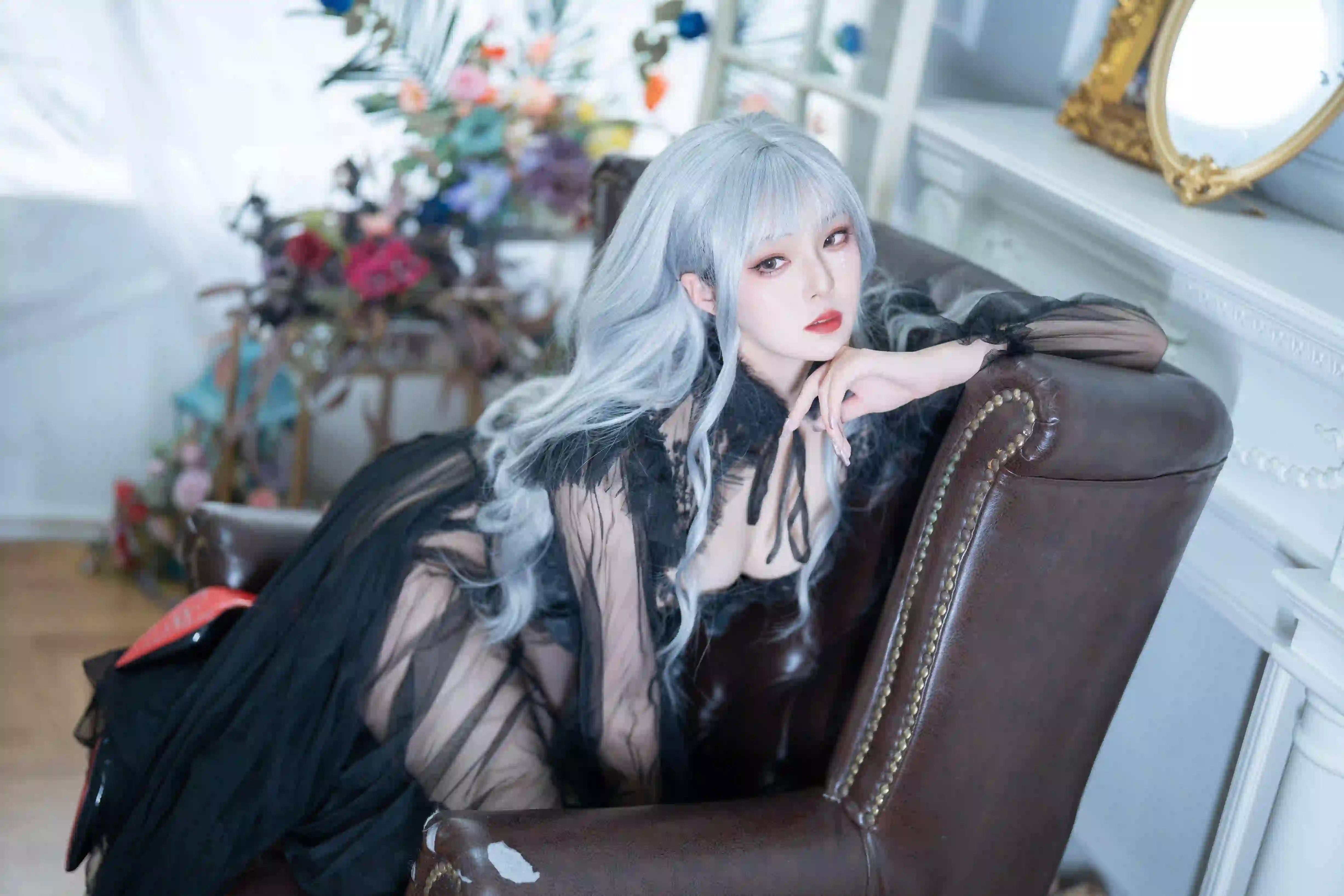 白发黑丝美女 coser 白色长发 黑色裙子 黑色纱裙