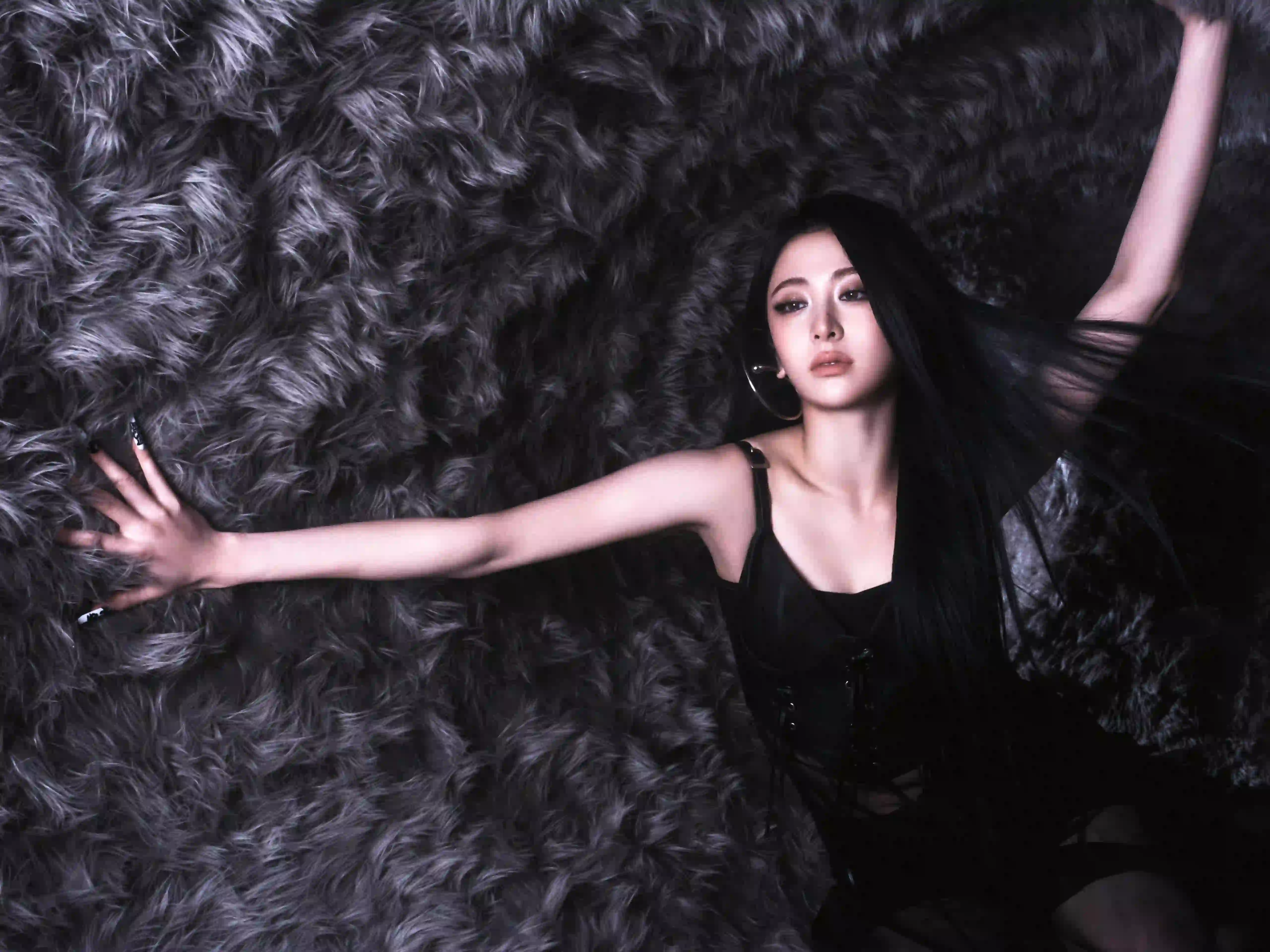 长发黑裙美女 写真 韩国美女