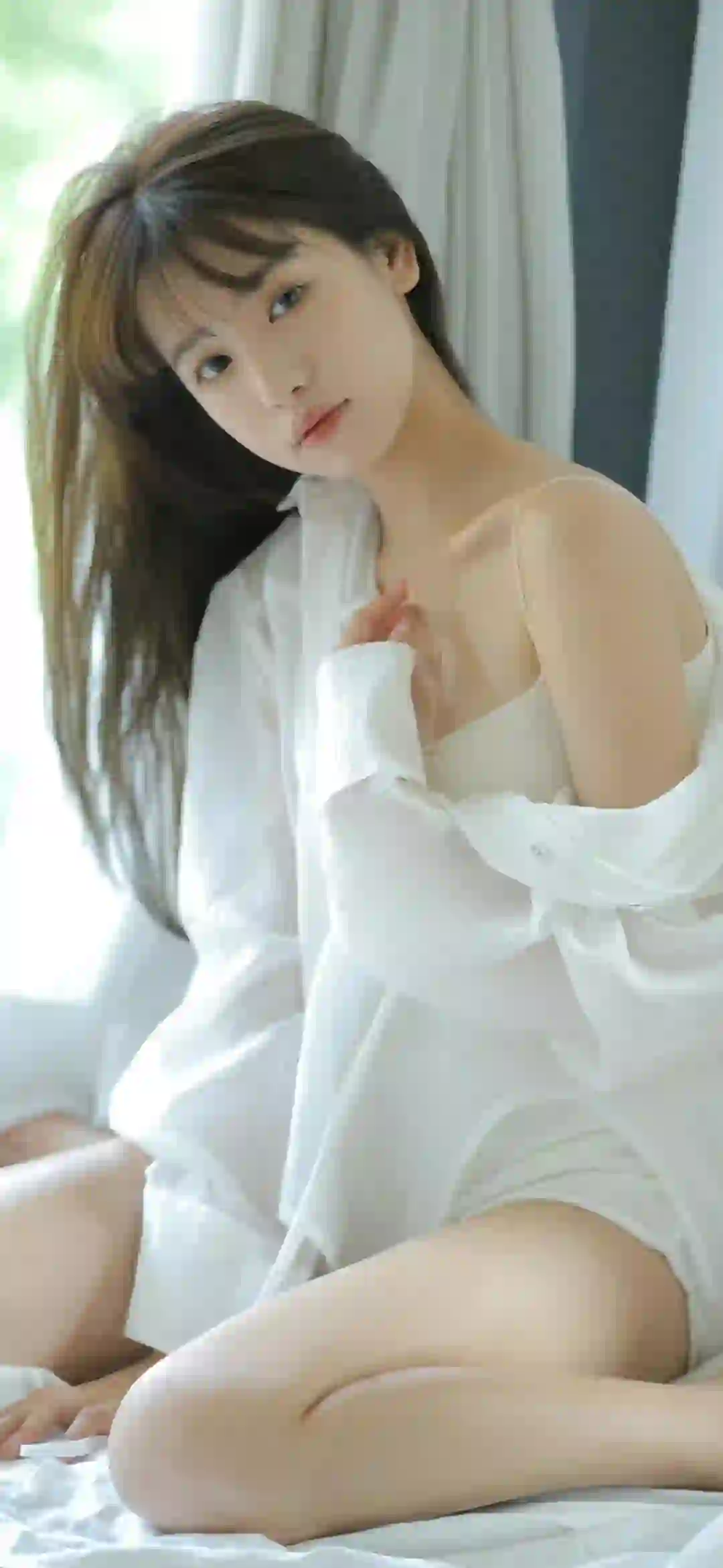白色衣服 居家写真 长腿美女 性感美女