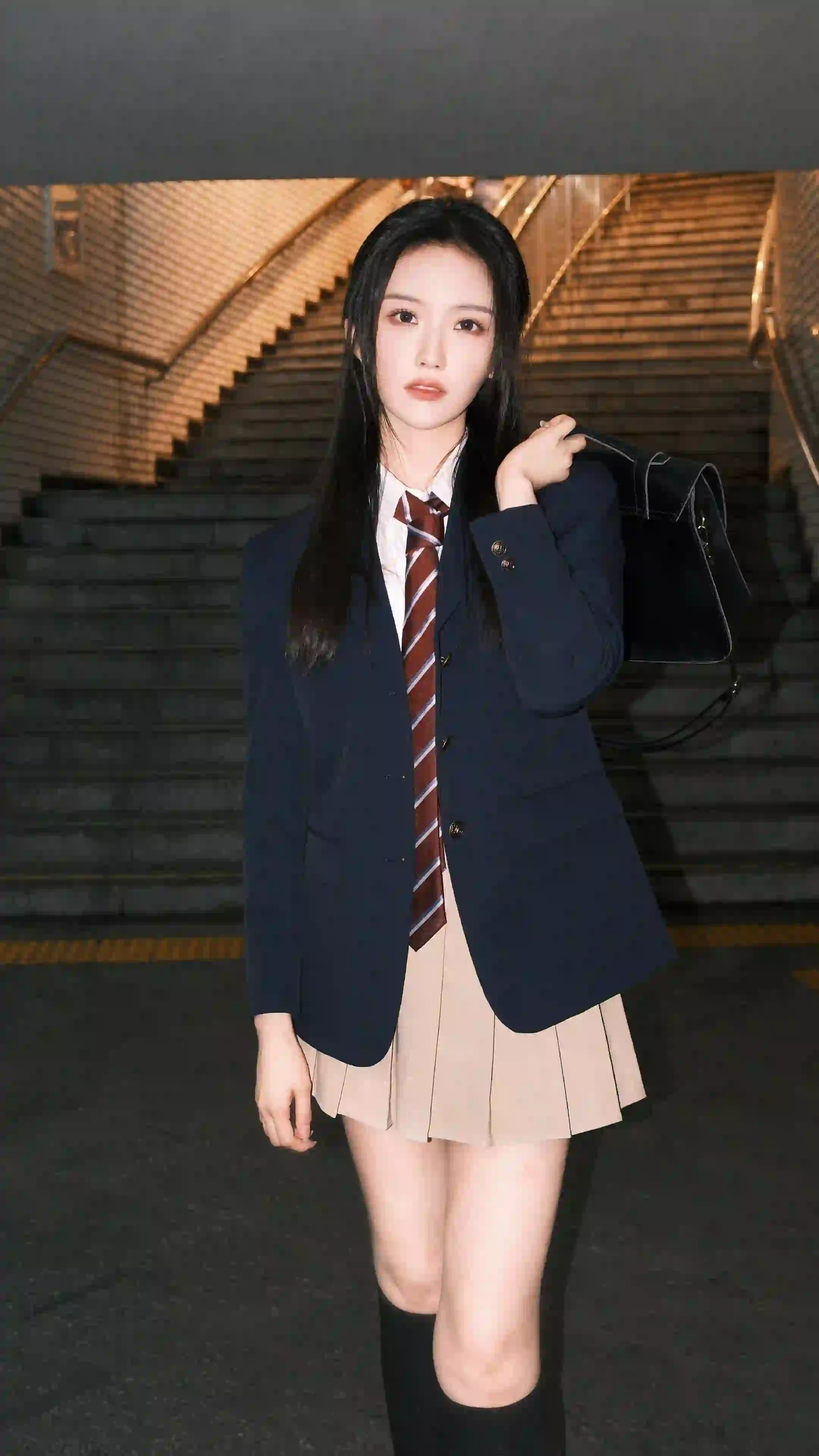 王艺瑾4K美女 长发jk美女 长腿女孩