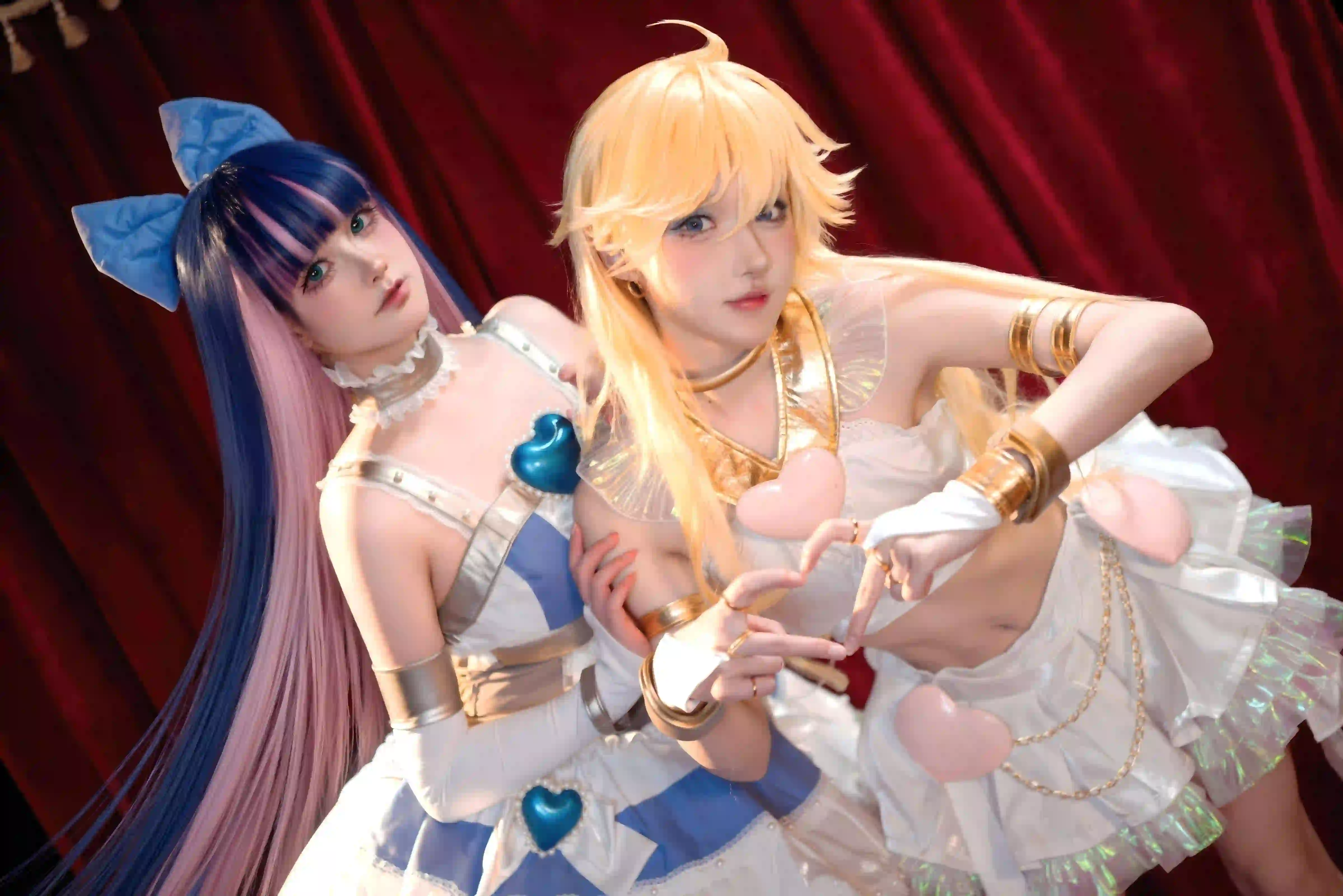coser 可爱女孩 性感美女 