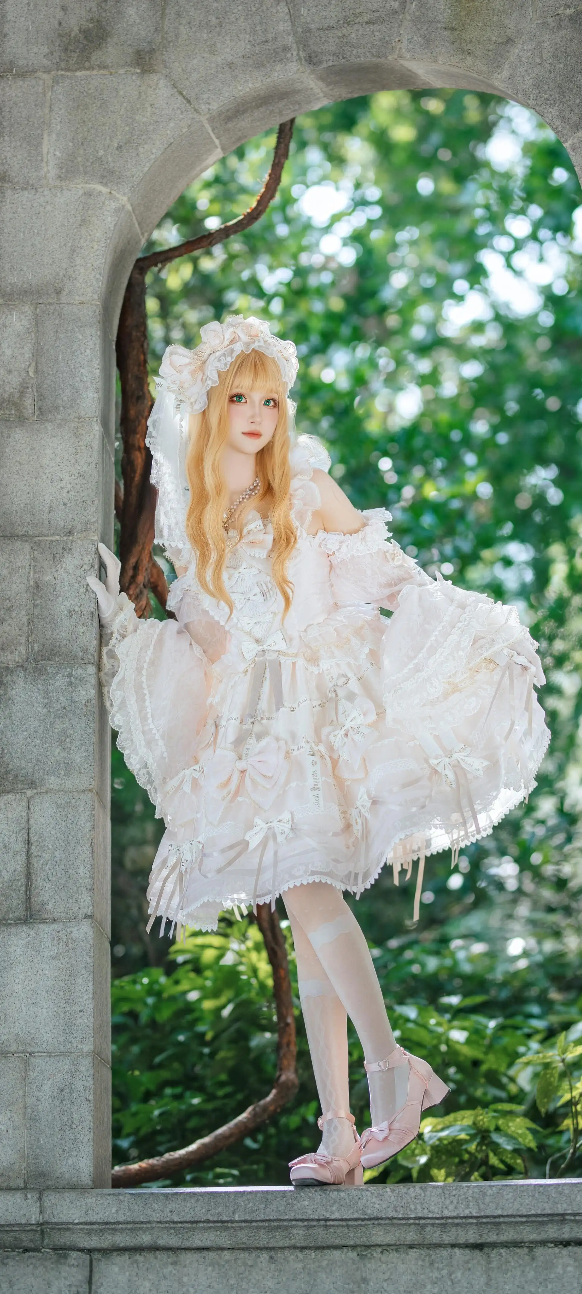 白裙coser | 白色丝袜｜场景｜少女
