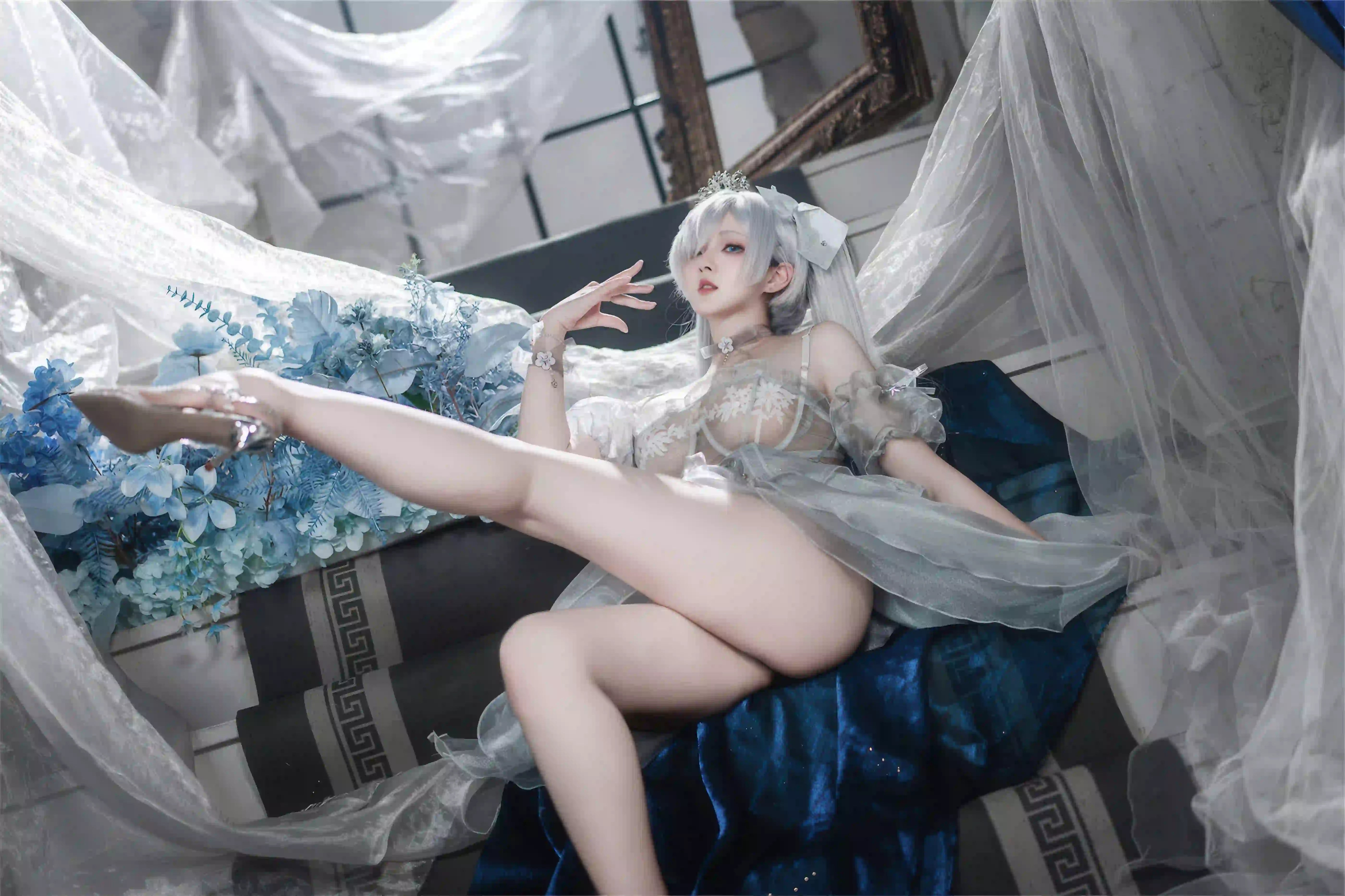 长腿美女 白色头发 白色裙子 性感美女 写真 美腿