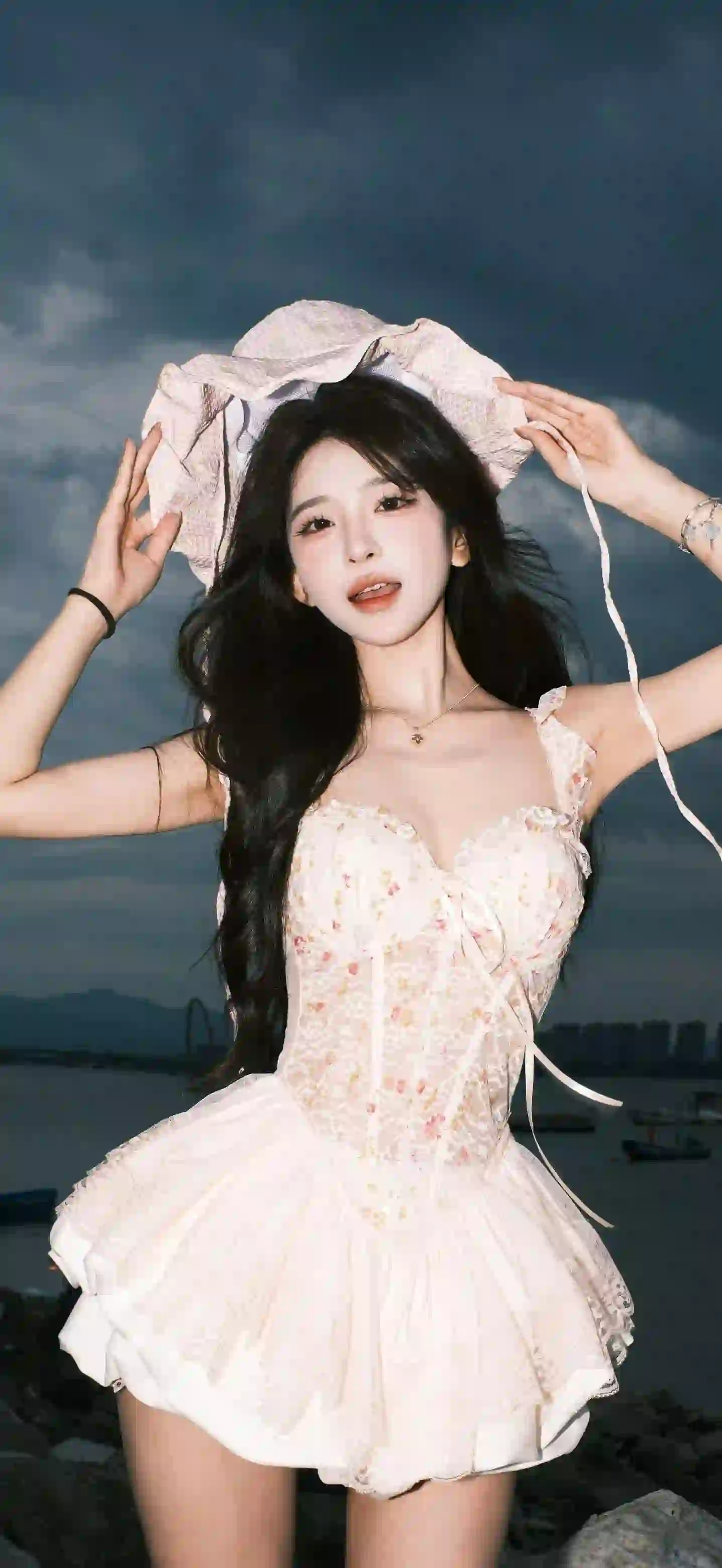 唯美 可爱短裙美女 吊带美女 性感