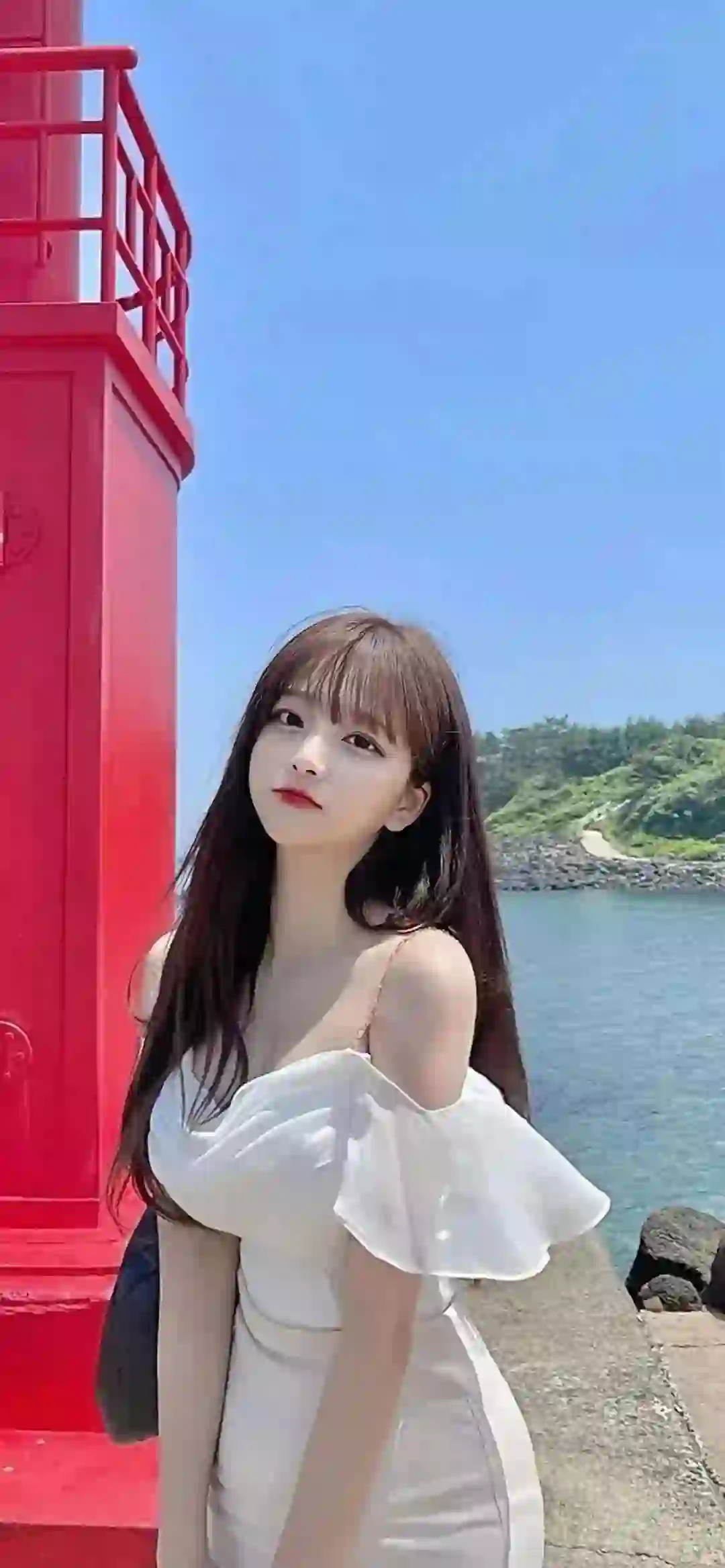 长发美女 性感美女 吊带美女 户外