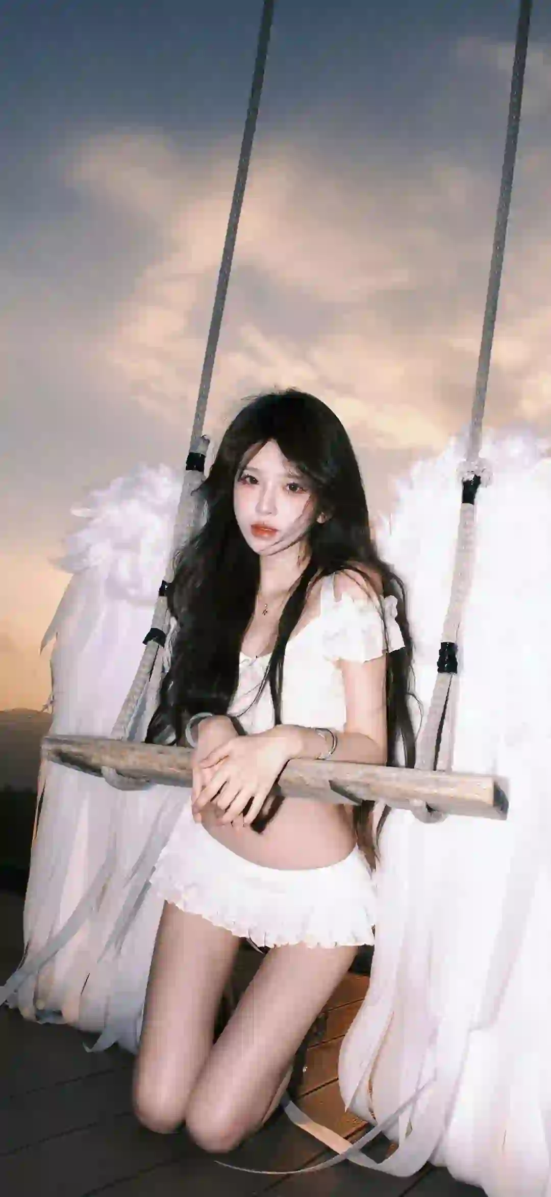 长发白衣美女 居家写真 天使翅膀 清纯美女
