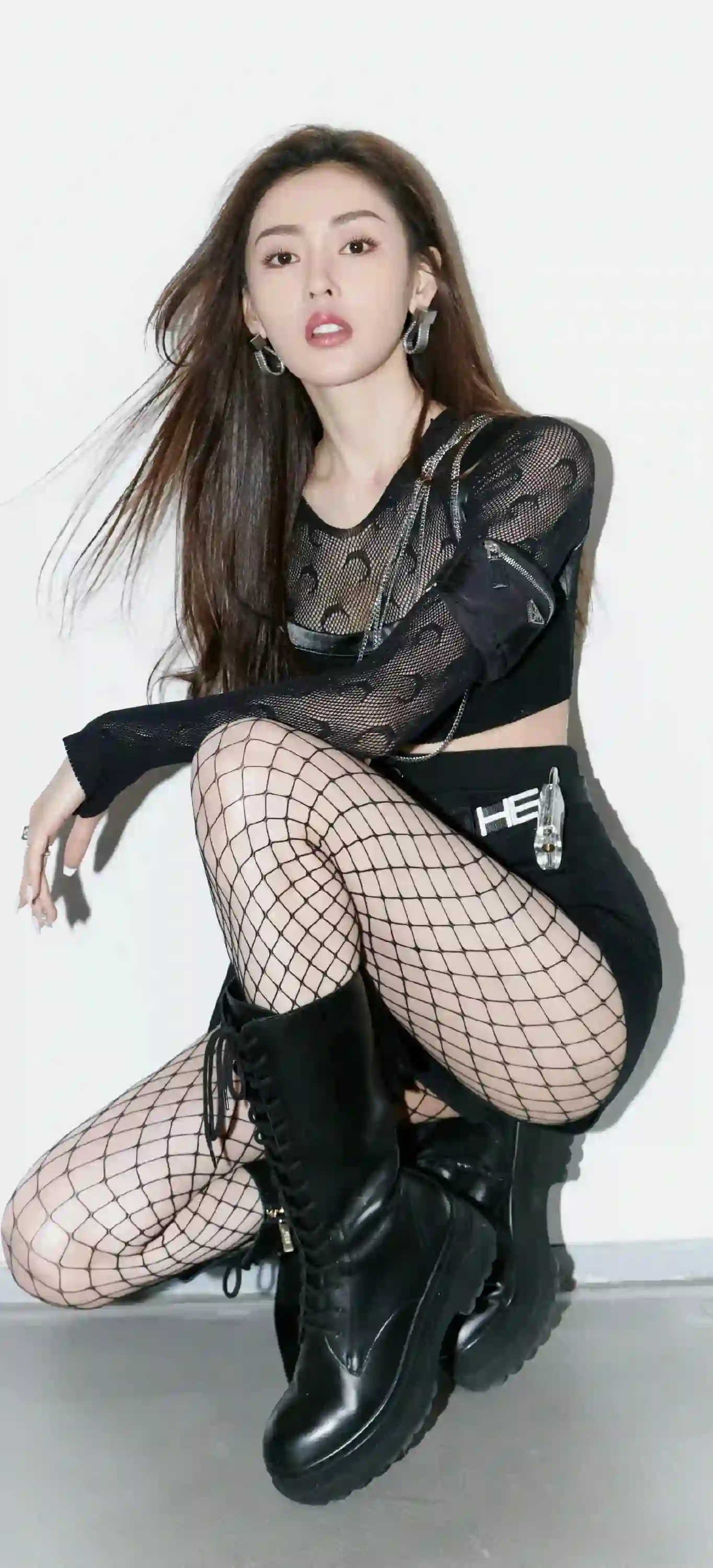 黑色网袜 时尚穿搭 辣妹写真 个性 张天爱