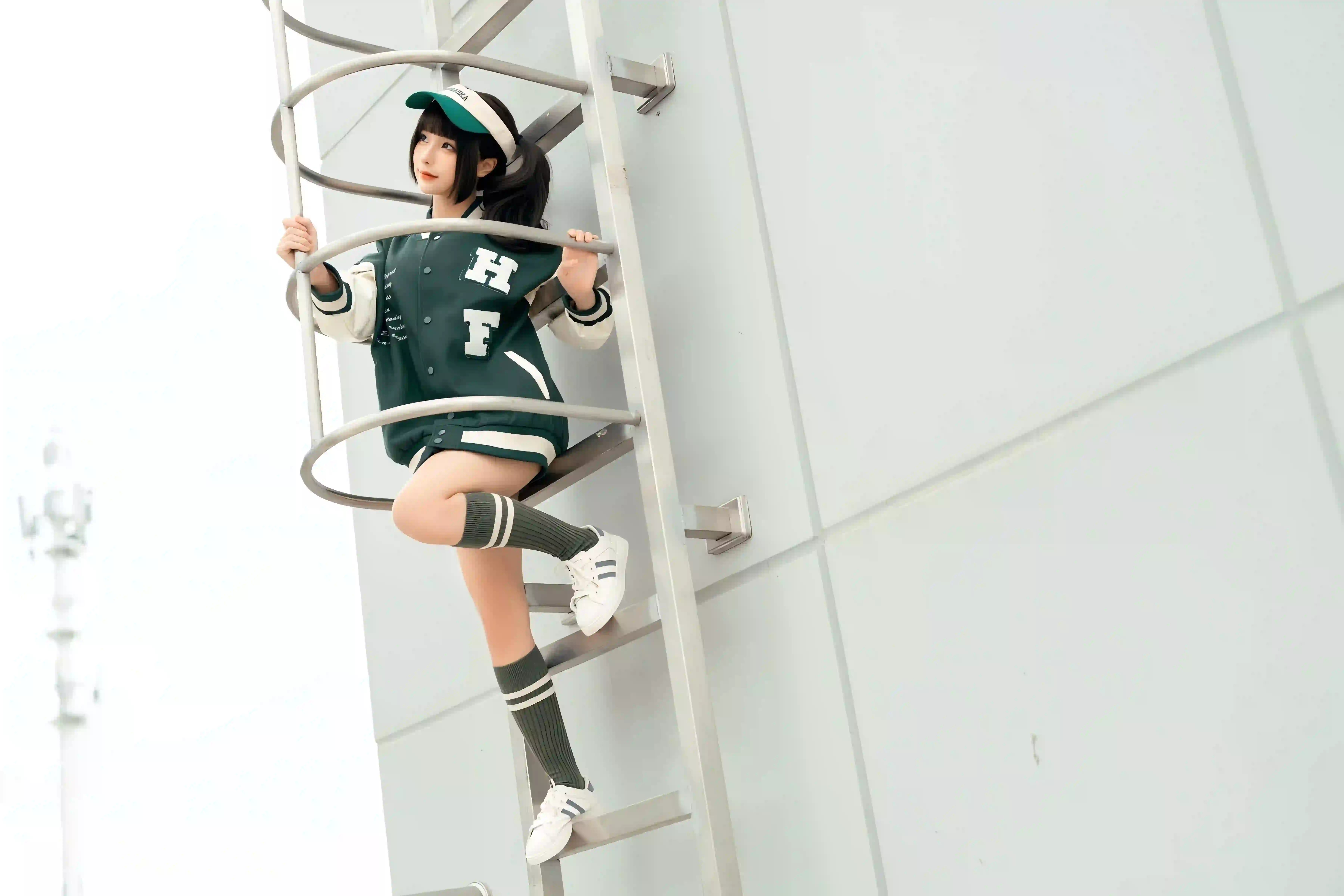 棒球帽 可爱女孩 马尾  帽子
